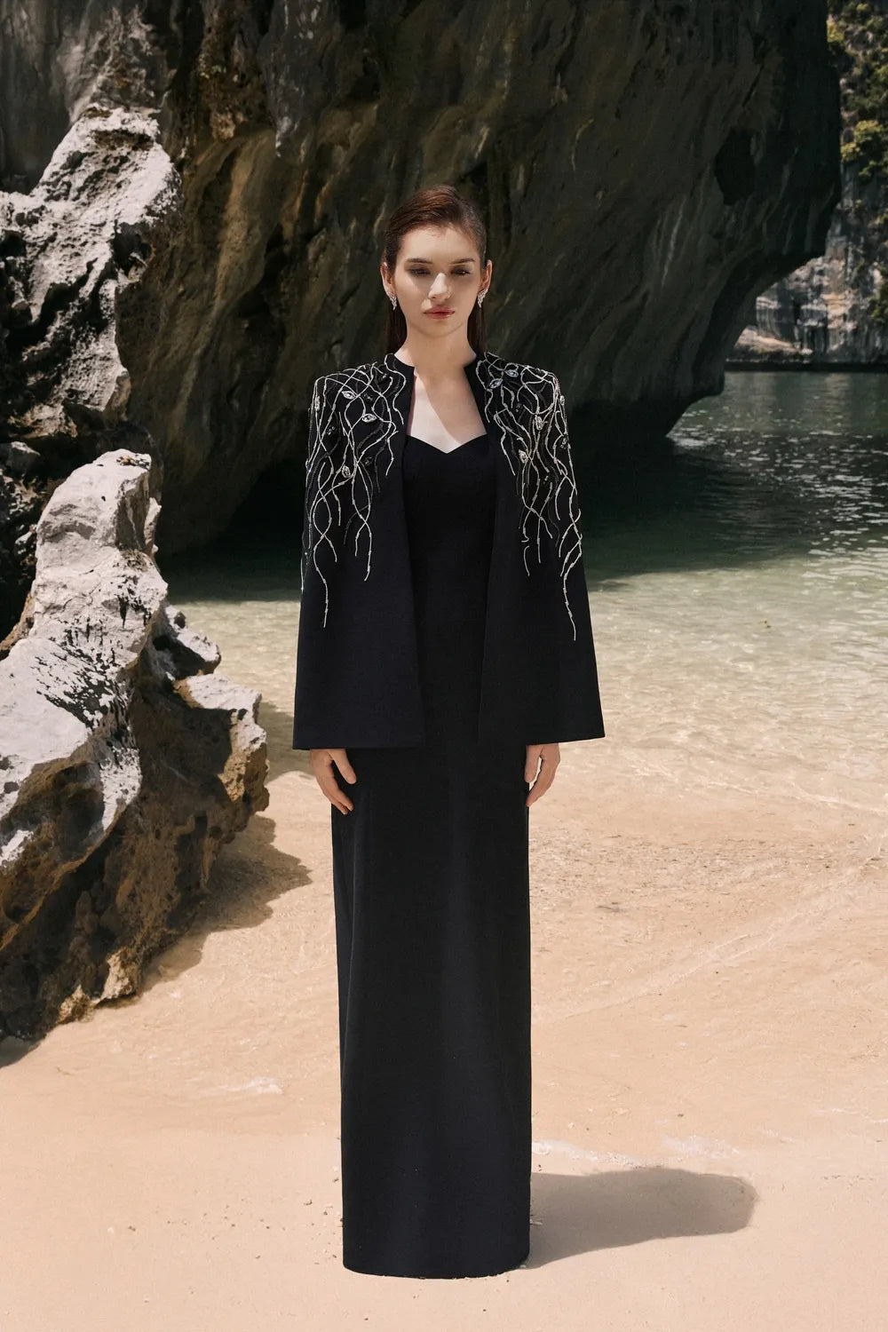 Wavy Crystal Embellished Cape And Semi Heart Chest Dress Set
